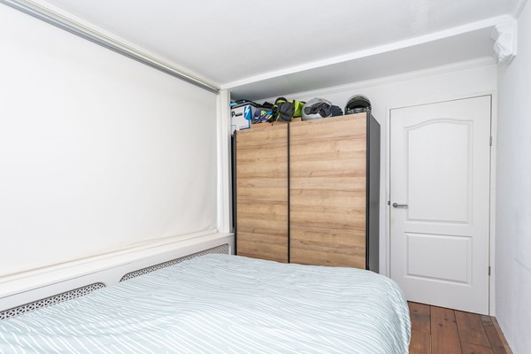 Foto - Verkocht onder voorbehoud: Appartement op 1e etage , 1 slaapkamer, balkon, duurzame VVE plus garage. Centraal gelegen nabij alle verbindingswegen.
